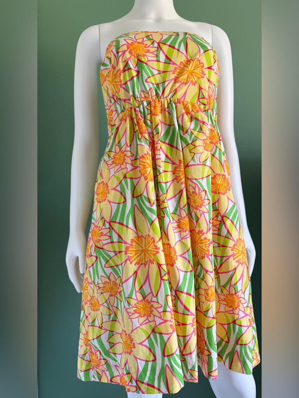 Lilly Pulitzer Strapless Daffodil Print Strapless Sundress in Yellow/Green/Pink - Picture 5 of 13
